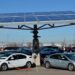 ¿Cómo cargar un coche eléctrico con energía solar desde el hogar?