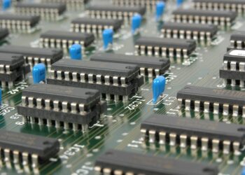 ¿Qué es una EEPROM?