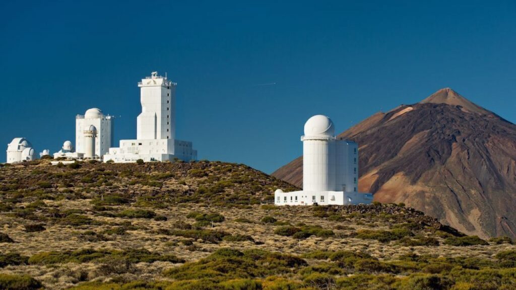 Descubre el fascinante Observatorio de Izaña: Una ventana al universo magico