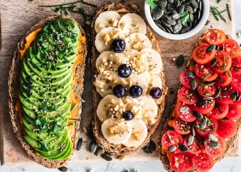 Descubre la exquisita gastronomía vegana canaria: una mezcla de tradición y sabor