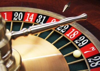 Cómo evitar los sesgos cognitivos más comunes al jugar a la ruleta online